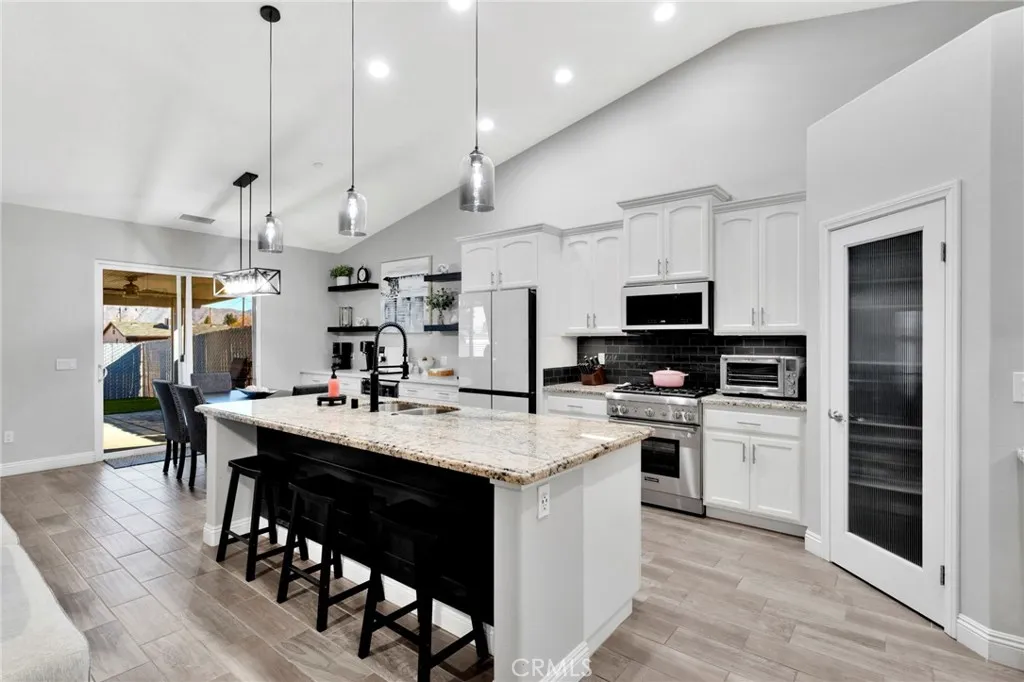 Additional image 71 of 7491 Newhall Ave, Hesperia, CA 92345