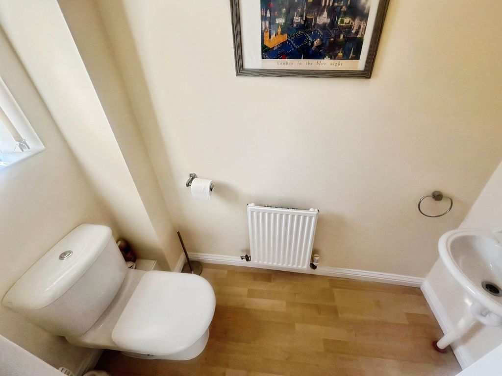 Additional image 6 of 4 bed terraced house to rentClement Drive, Peterborough PE2