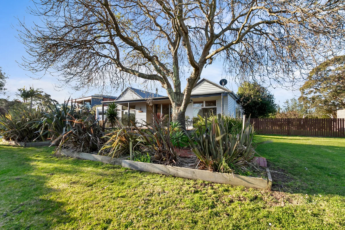 105 Lake Bunga Beach Road, Lake Bunga VIC 3909