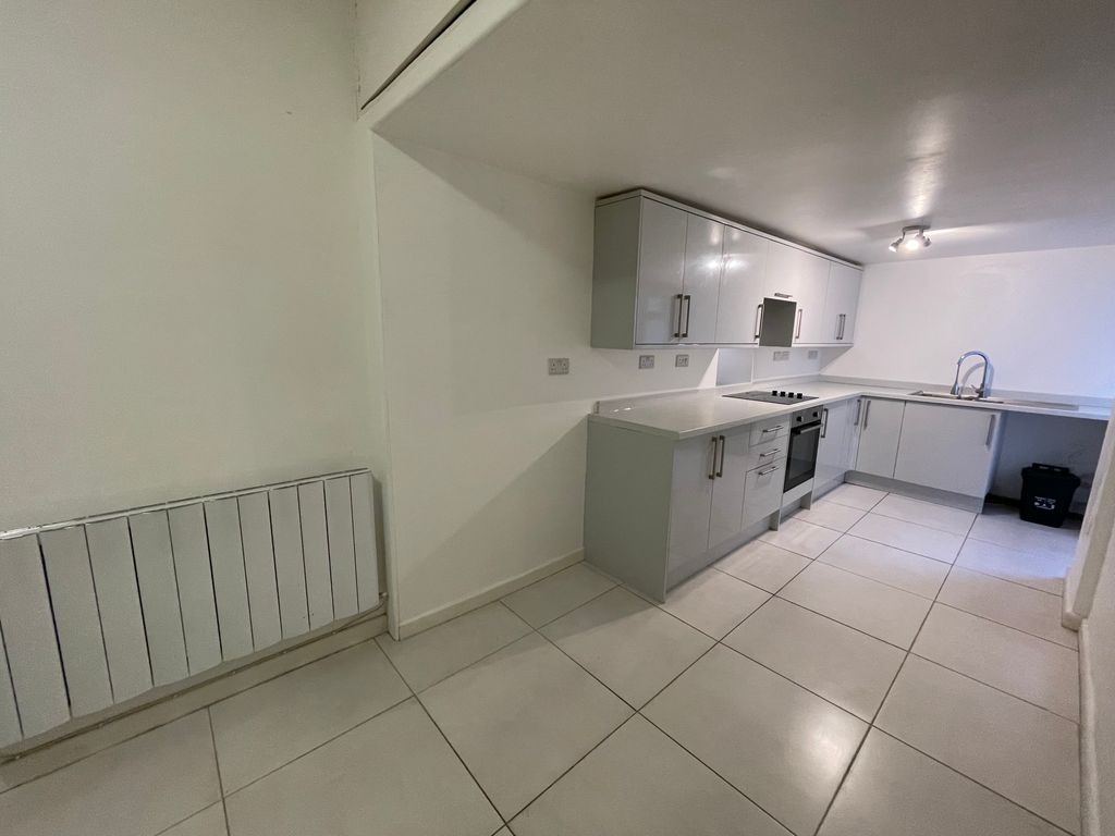 Additional image 3 of 1 bed flat to rentVictoria Street, Tenby SA70