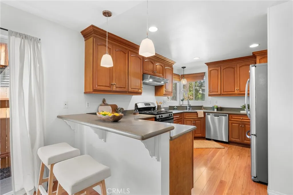 Additional image 62 of 586 36th St, Manhattan Beach, CA 90266