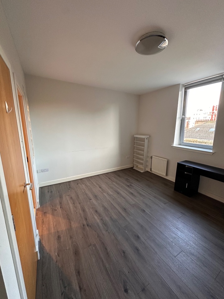Additional image 9 of 2 Bed Flat, Bath Street, G2, N1 7GU