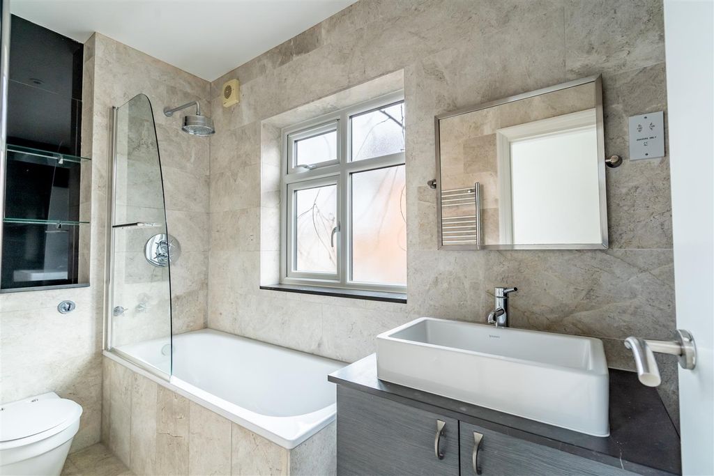 Additional image 3 of 2 bed flat to rentNew Lane, Holgate, York YO24