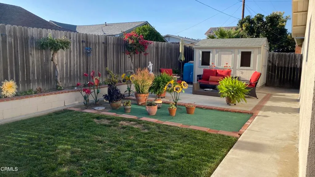 379 Mackay Avenue, Ventura, CA 93004