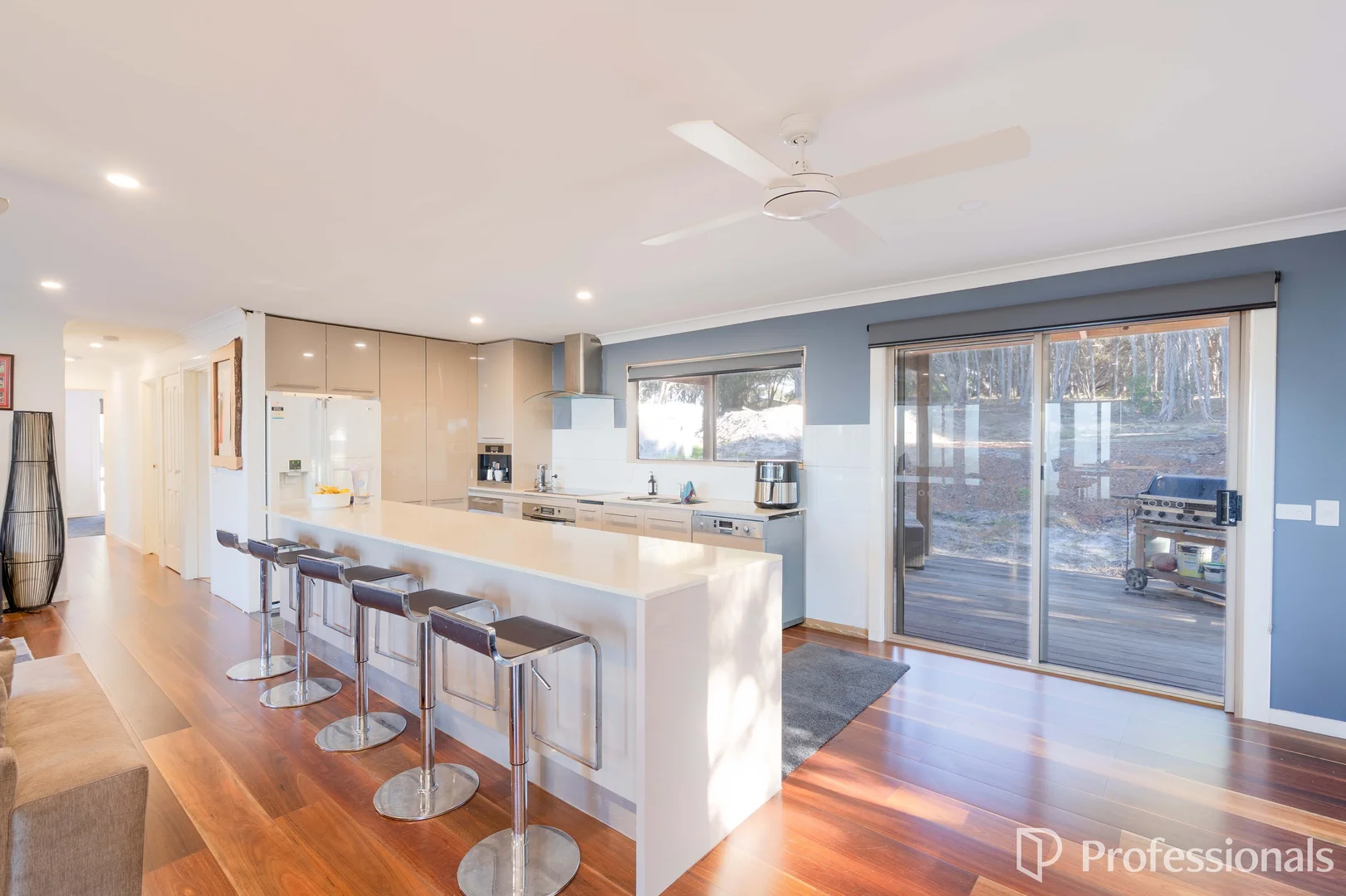 Additional image 2 of 37 Christopher Court, Loch Sport VIC 3851