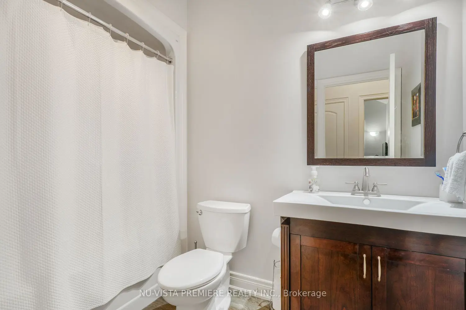 Additional image 4 of 19 Hillside Drive 10