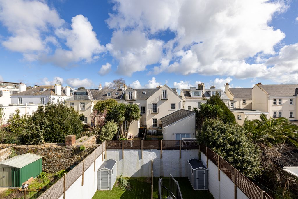 Additional image 5 of 2 bed terraced house to rentMidvale Road, St. Helier, Jersey JE2