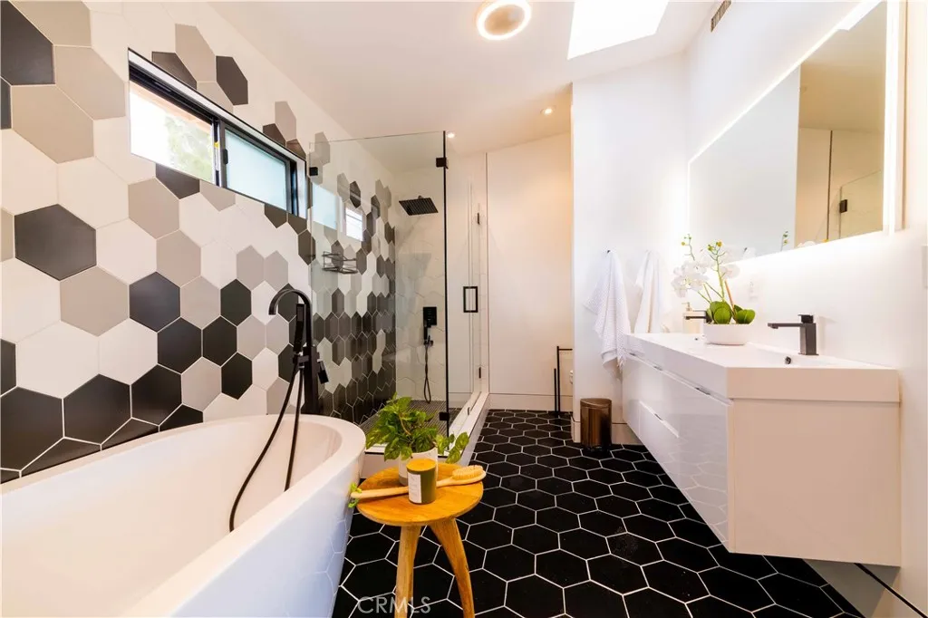 Additional image 31 of 4300 Camello Road, Woodland Hills, CA 91364