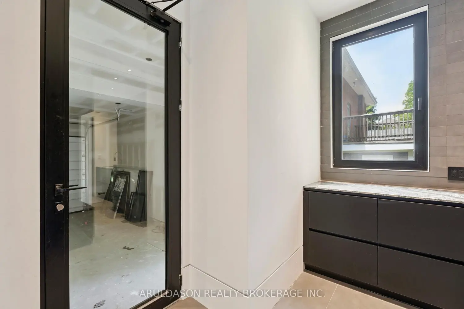 Additional image 10 of 1135 Balfour Street