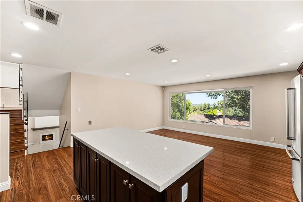 Additional image 20 of 3751 Prestwick Dr, Los Angeles, CA 90027