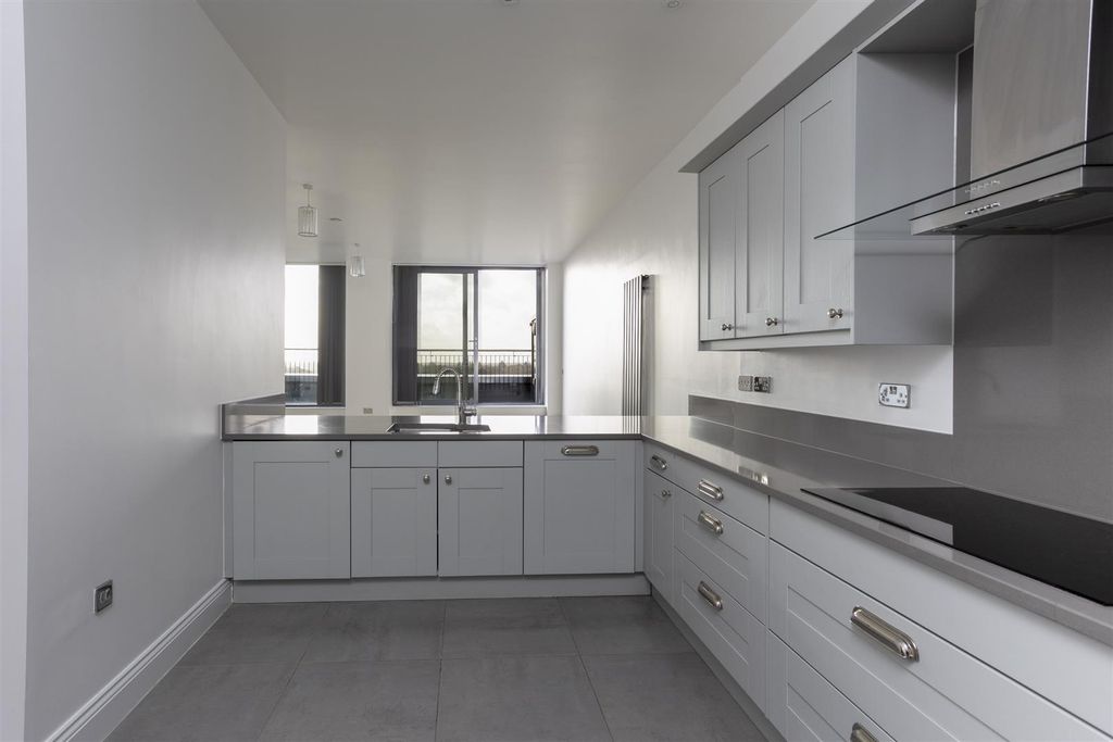 Additional image 12 of 3 bed flat to rentThe Residence, Bishopthorpe Road, York YO23