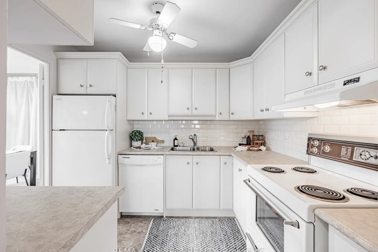 Additional image 8 of 44 Falby Court 1711