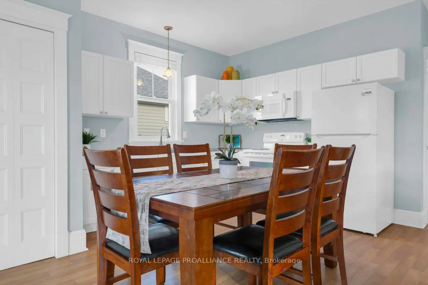 48 Meadow View Lane photo 4