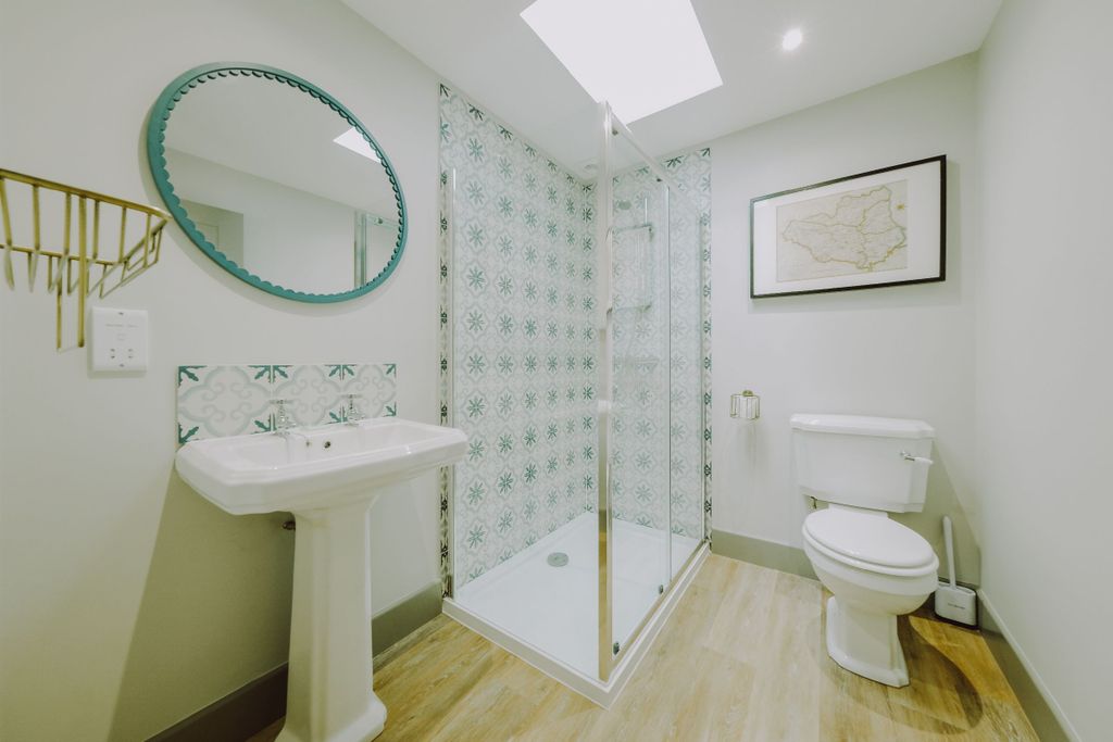 Additional image 15 of 1 bed cottage to rentClevedon Golf Club, Castle Road, Clevedon BS21