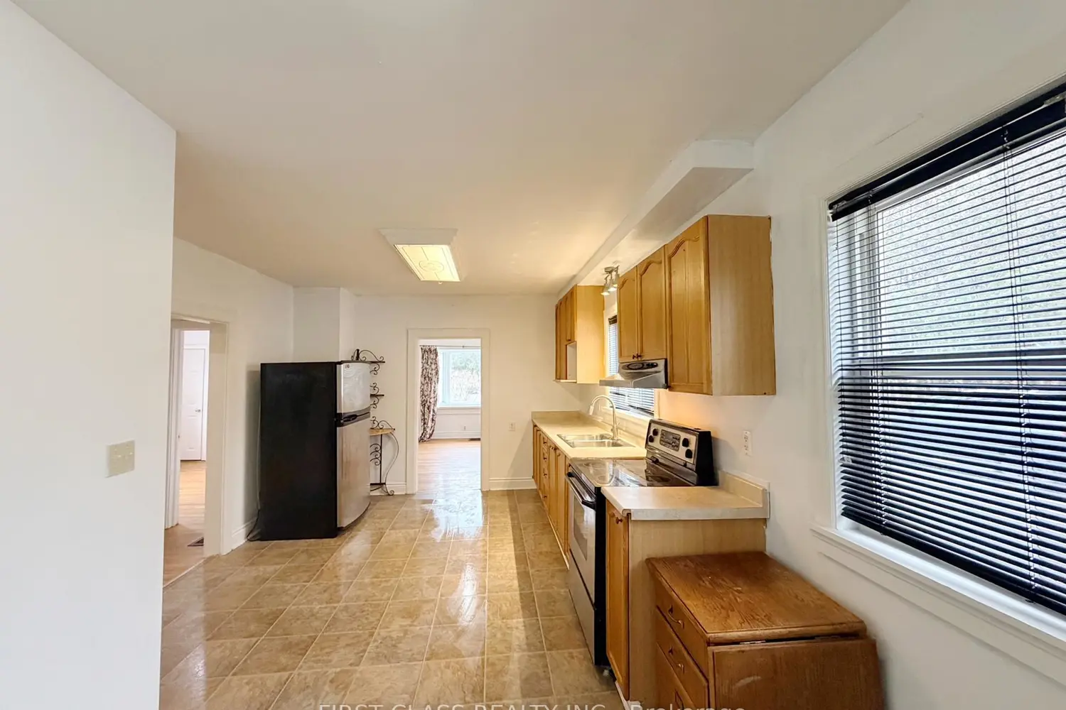 Additional image 6 of 2081 Metro Road