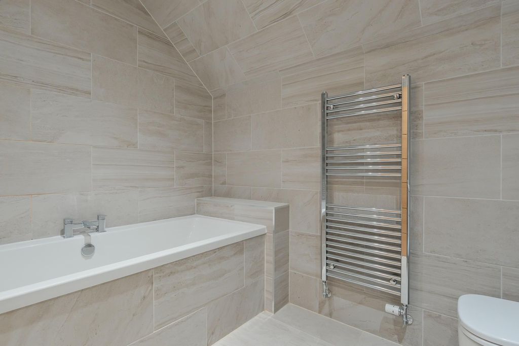 Additional image 68 of 4 bed detached house to rent44 Kilncadzow Road, Carluke ML8