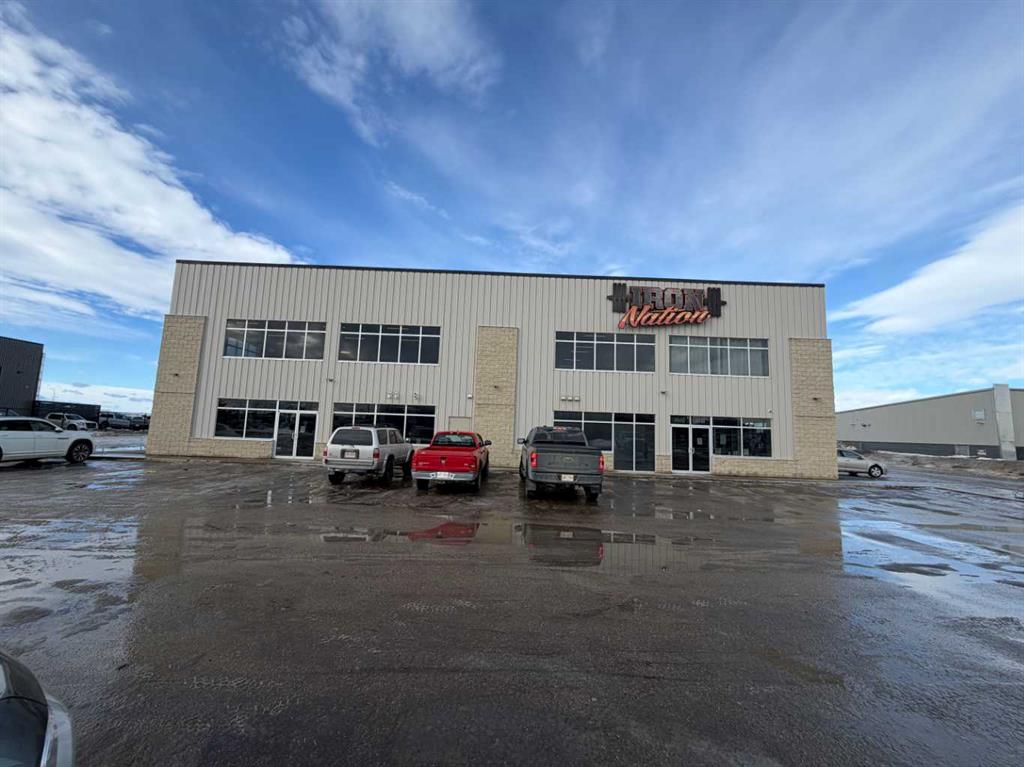 9502 117 Street, Grande Prairie, AB, T8W 0C7