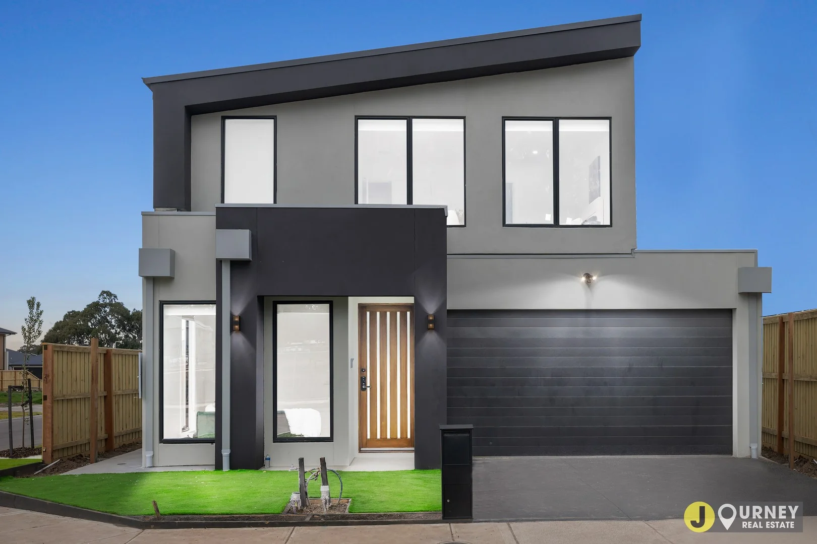 10 Macadamia Street, Mickleham VIC 3064