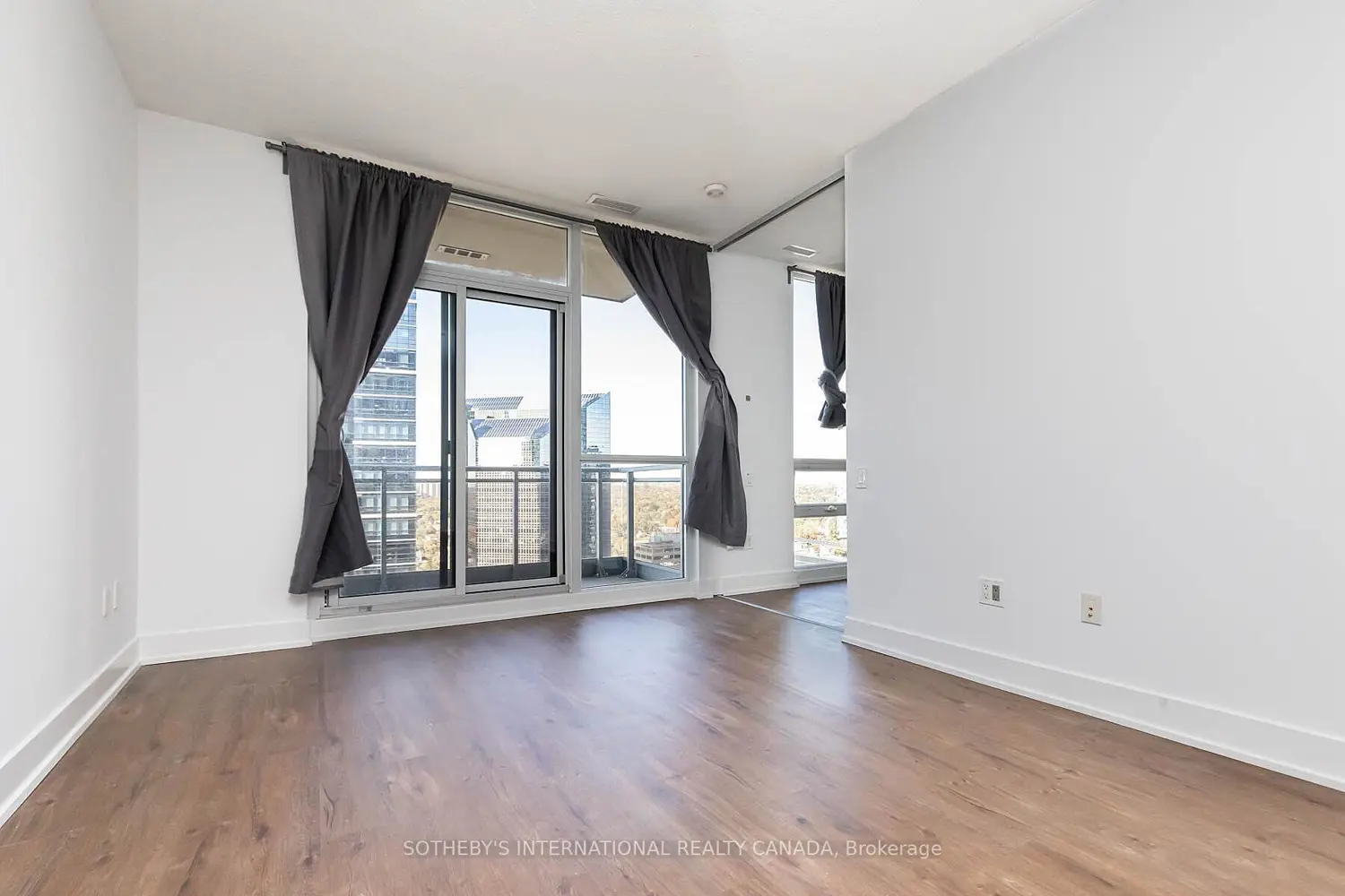 Additional image 2 of 23 Sheppard Avenue 2612