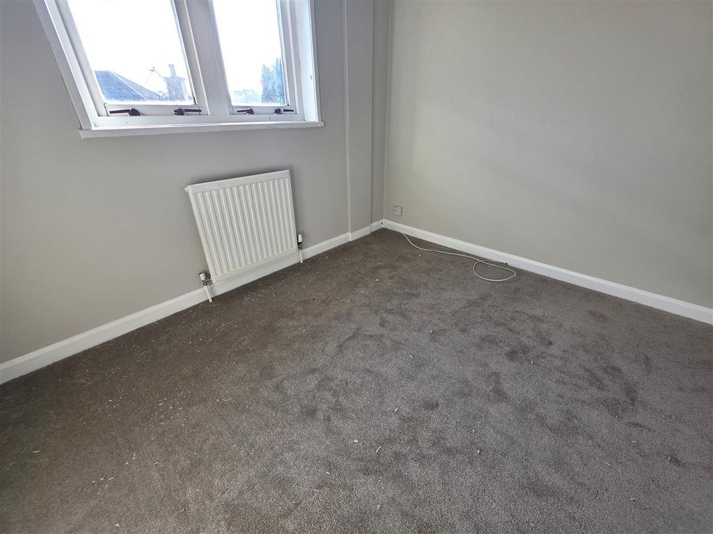 Additional image 11 of 3 bed detached house to rentTroon Place, Newton Mearns, Glasgow G77