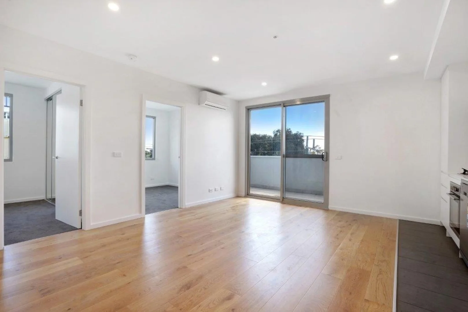 Additional image 2 of 307/16 Dalgety Street, Oakleigh VIC 3166