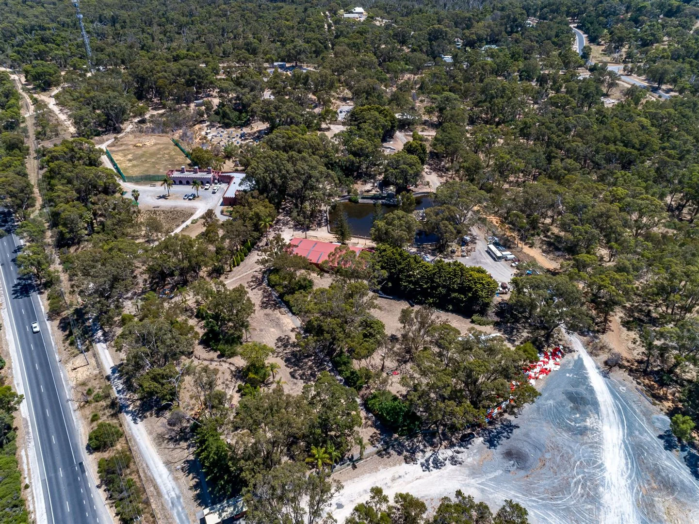 Additional image 37 of 400 Karoborup Road, Carabooda WA 6033