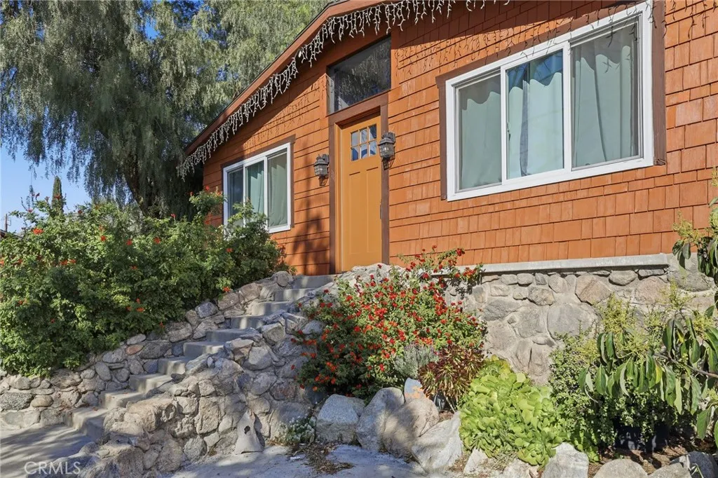 Additional image 62 of 10418 Samoa Avenue, Tujunga, CA 91042