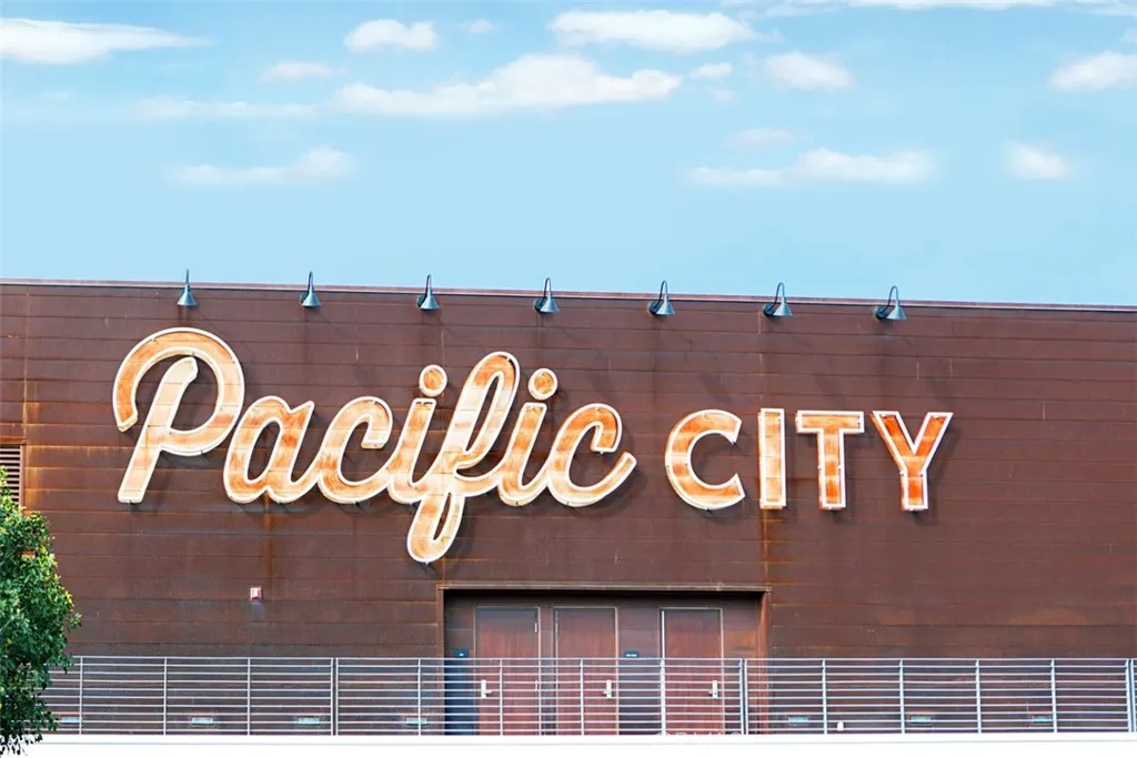 Additional image 80 of 80 Huntington St Unit 402, Huntington Beach, CA 92648