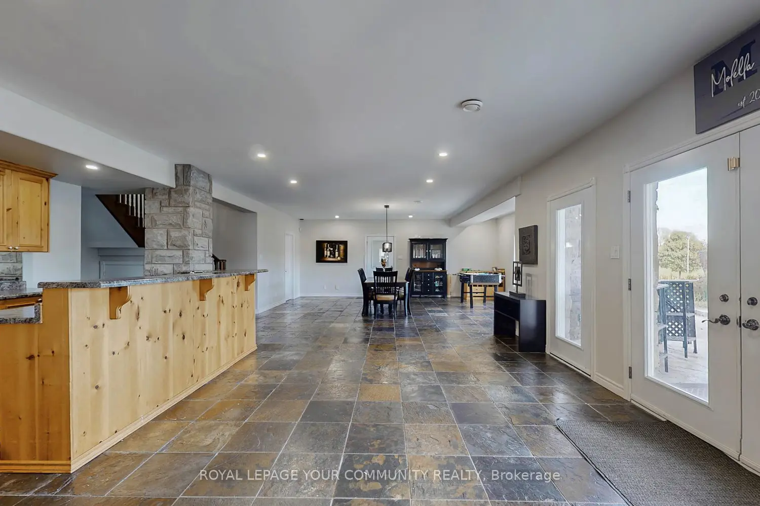 Additional image 12 of 1065 20Th Side Road