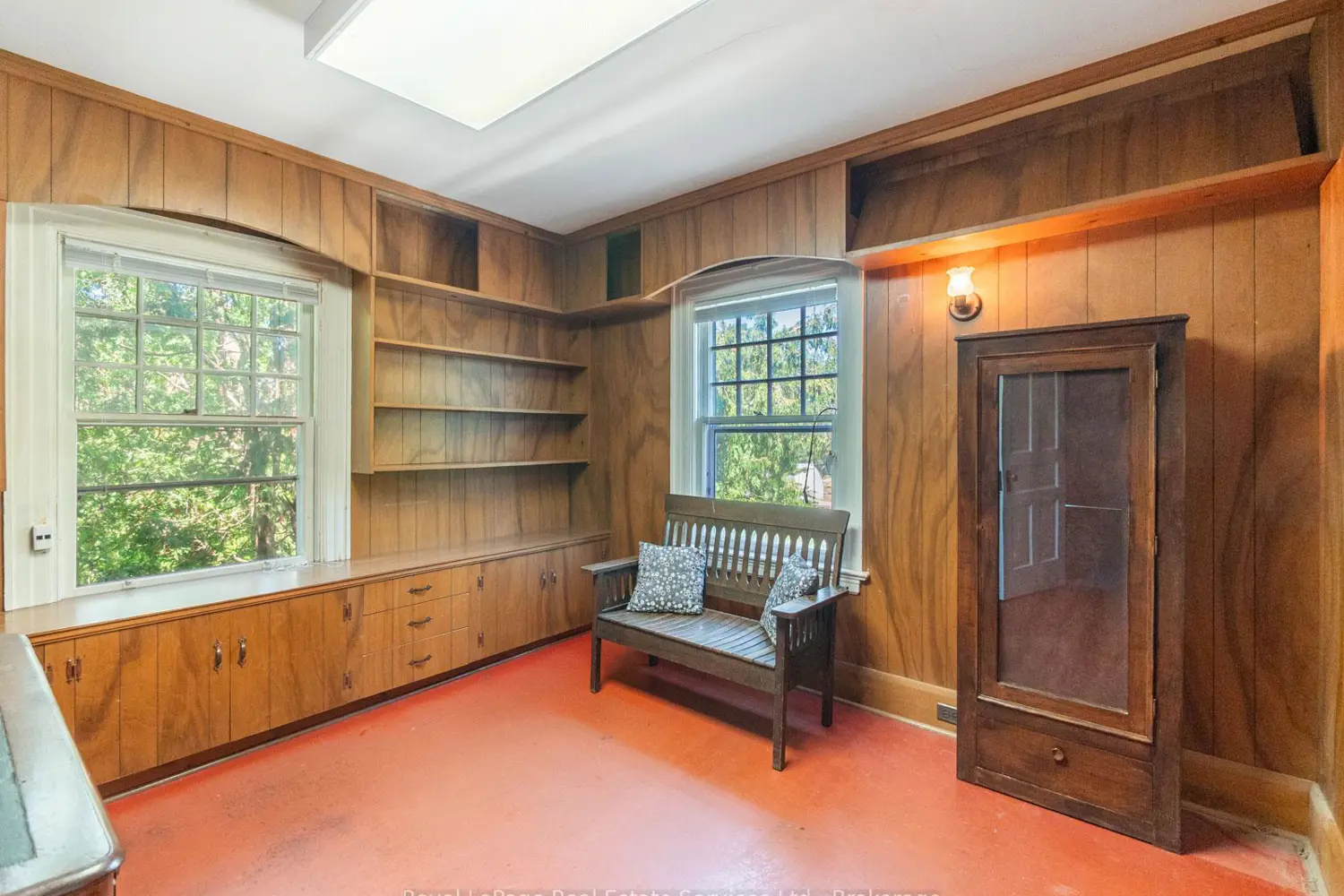 Additional image 11 of 3175 Lakeshore Road