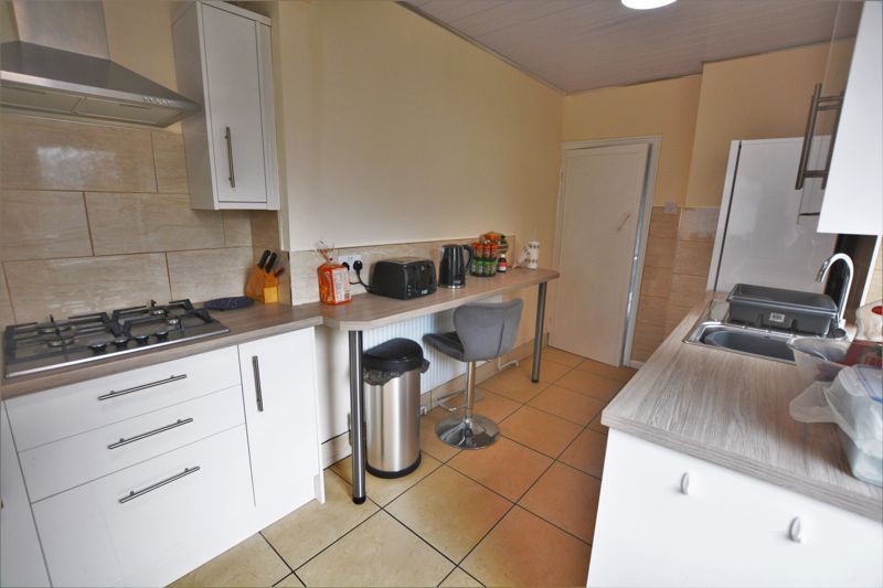 Additional image 6 of 3 bed semi-detached house to rentVicarage Gardens, Scunthorpe DN15