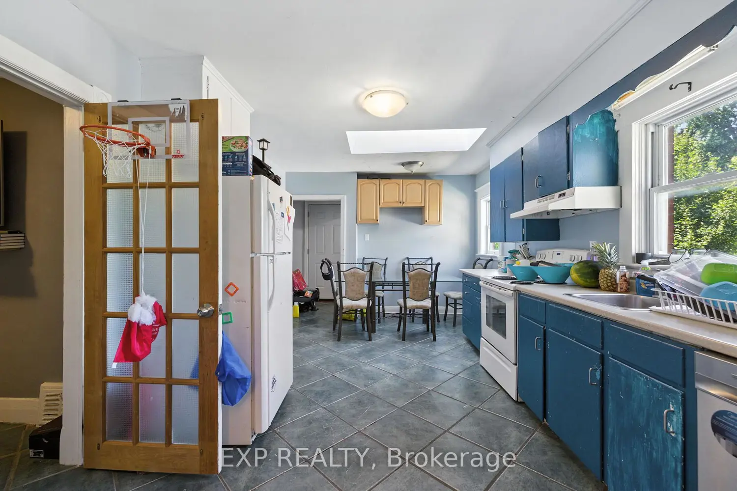 Additional image 5 of 20 Barrington Avenue