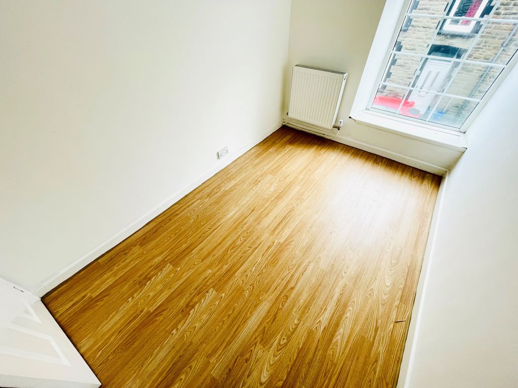 Additional image 4 of 3 bed terraced house to rentEvan Street, Treharris CF46