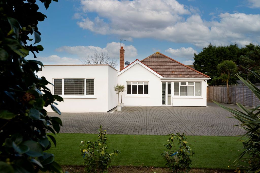 Additional image 29 of 3 bed detached bungalow to rentSpindrift, St Brelade JE3