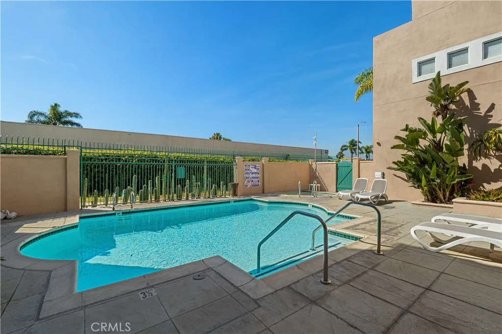 Additional image 37 of 5142 Warner Ave Unit 209, Huntington Beach, CA 92649