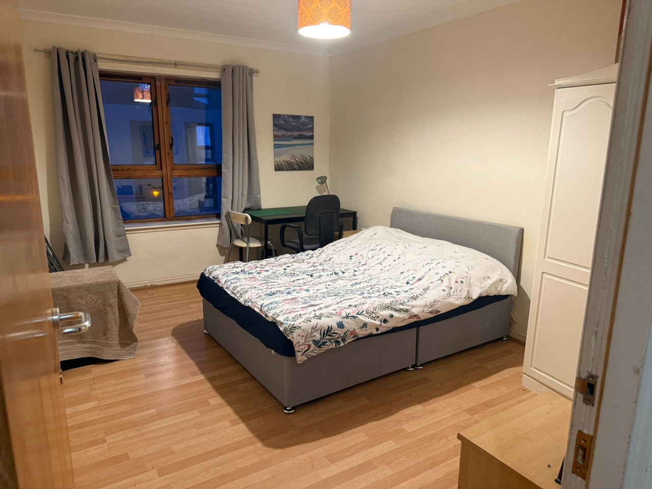 Room in a Shared Flat, Kelvinhaugh Street, G3, N1 7GU