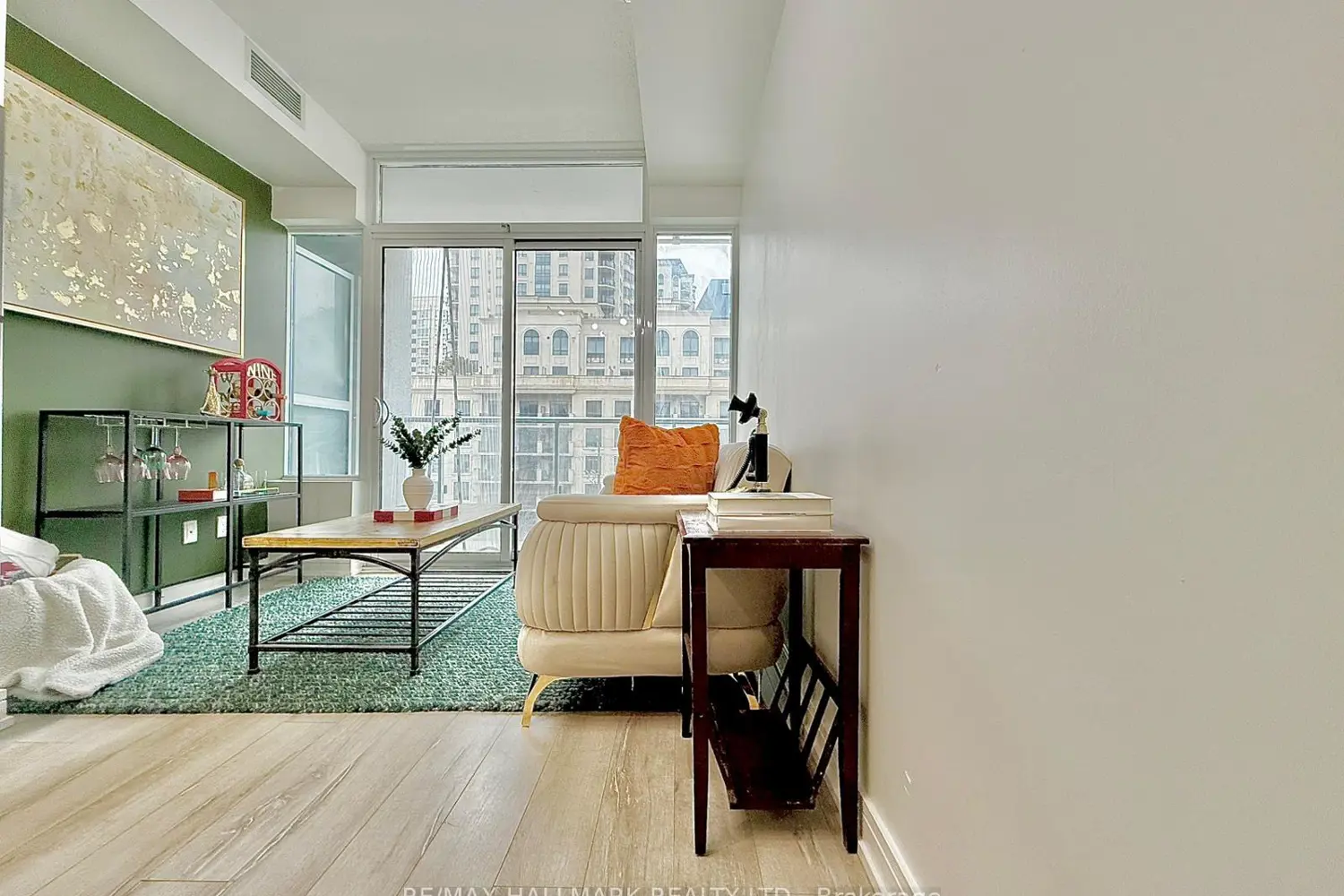 Additional image 7 of 621 Sheppard Avenue 619