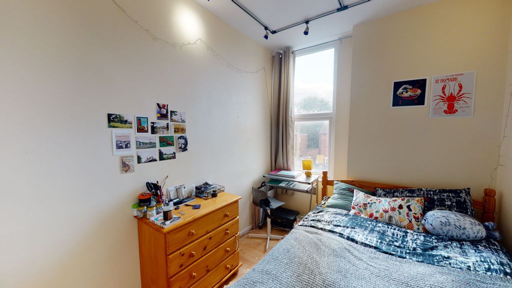 7 bed shared accommodation to rentBurford Road, Forest Fields, Nottingham NG7 photo 4