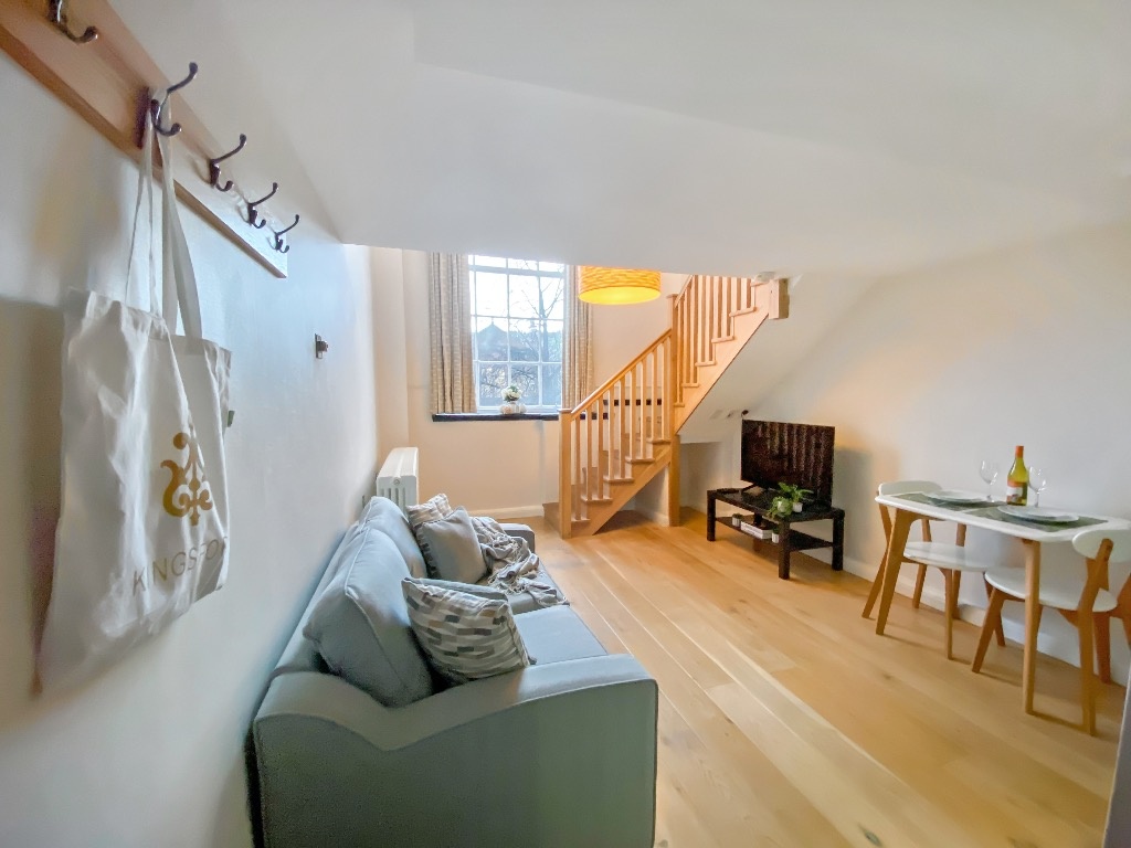 Studio Flat, Mcdonald Road, EH7, N1 7GU
