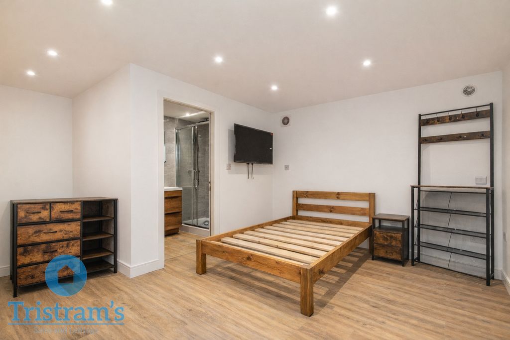 7 bed shared accommodation to rentKilbourn Street, Nottingham NG3 photo 4