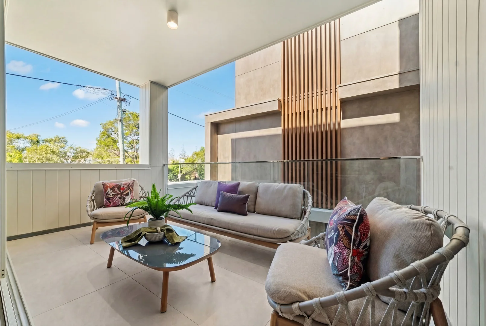 Additional image 19 of 10 Abalone Avenue, Paradise Point QLD 4216