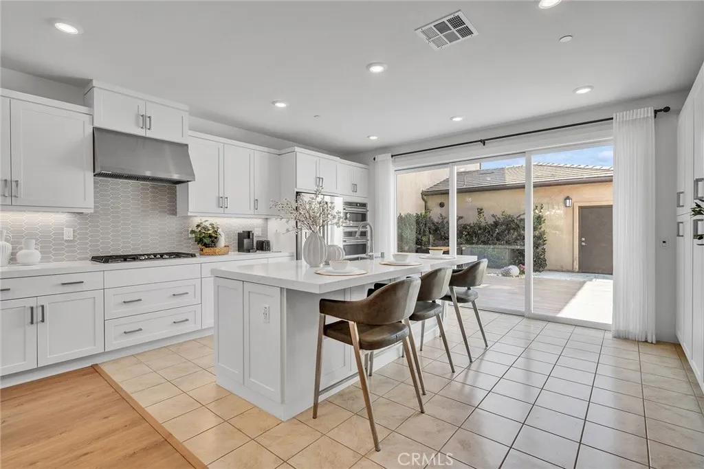 Additional image 6 of 293 Lynx, Irvine, CA 92618