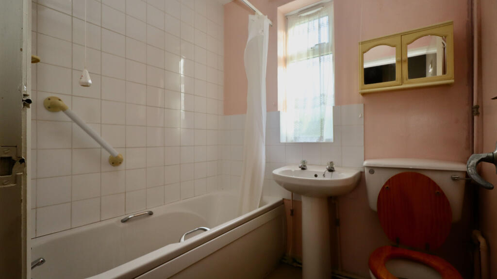 Additional image 6 of Selwood Road, Glastonbury