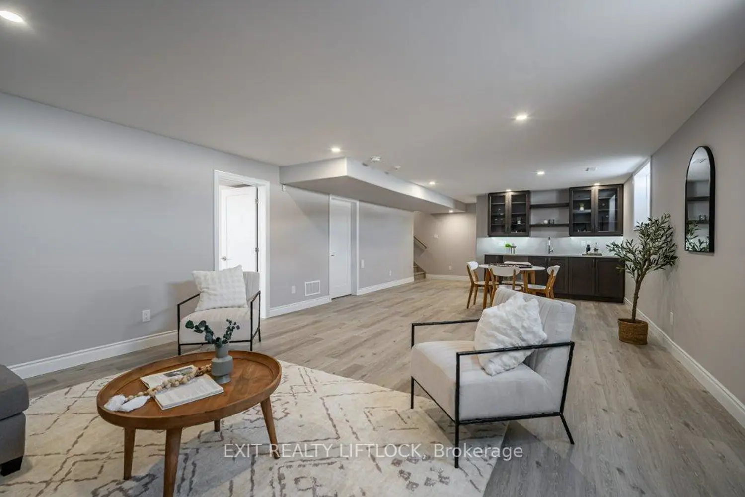 Additional image 7 of 802 Steinberg Court