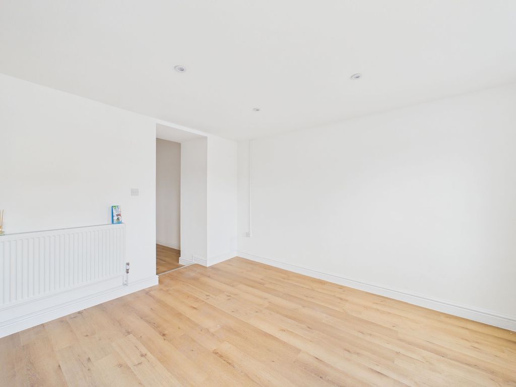 Additional image 7 of 2 bed terraced house to rentPant Yr Heol, Neath SA11