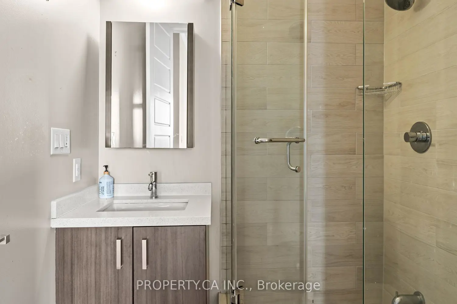 Additional image 11 of 28 Uptown Drive Ph15