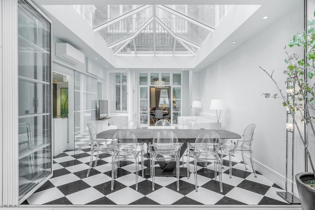 Additional image 4 of 5 bed flat to rentRutland Gate, London SW7