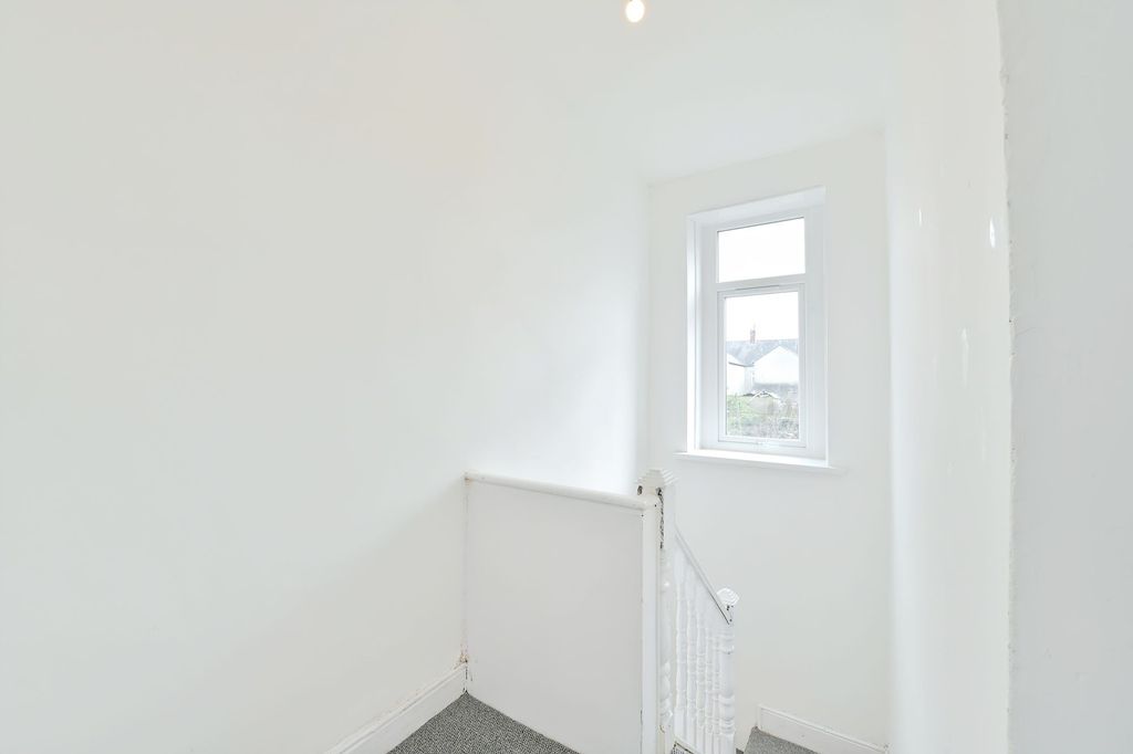 Additional image 3 of 3 bed terraced house to rentSouth Market Street, Newport NP20