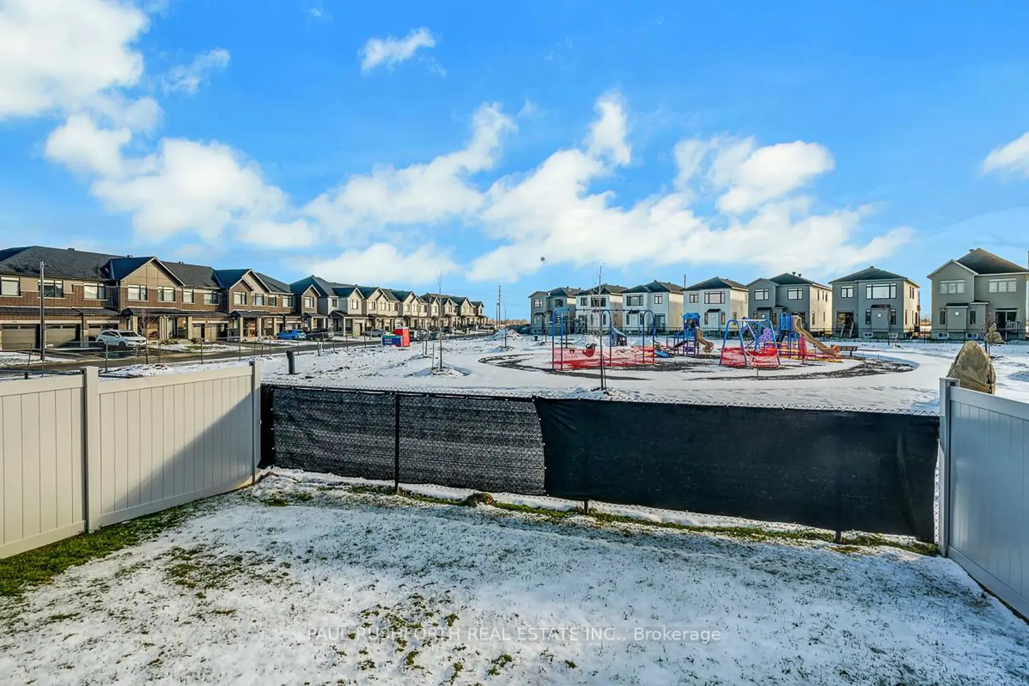 28 Mendoza Way photo 2