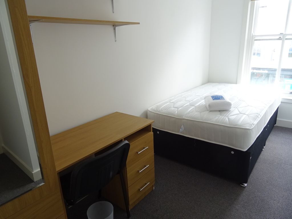 Additional image 9 of 8 bed flat to rentRegent Street, Leamington Spa CV32